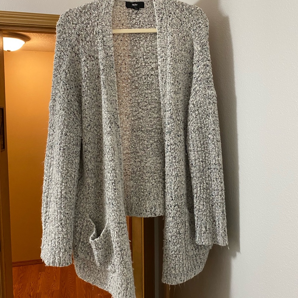 Oversized cozy cardigan, perfect for fall!